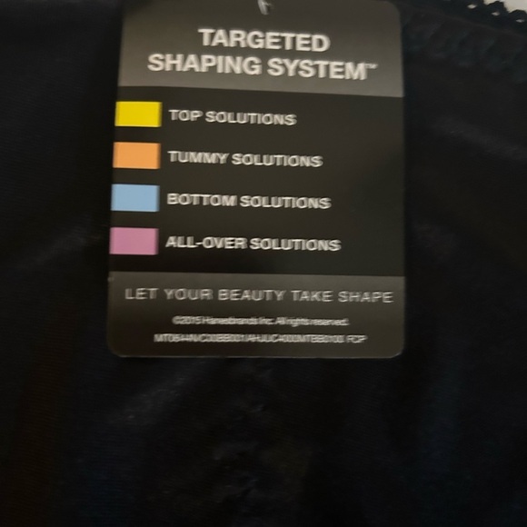 Bali Cream and Black Ultra Control Briefs Medium Fits 8-10. Get both for $22 - Picture 7 of 9